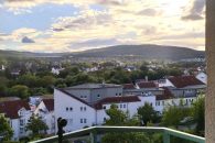 Niedernhausen: gut geschnittene 3-Zimmerwohnung mit Traumblick